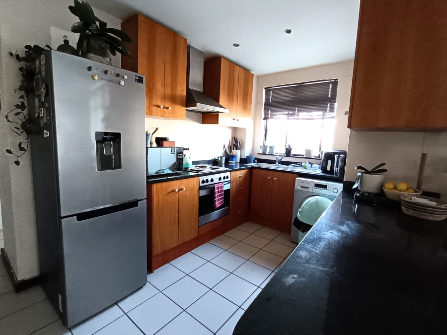 To Let 2 Bedroom Property for Rent in West Beach Western Cape